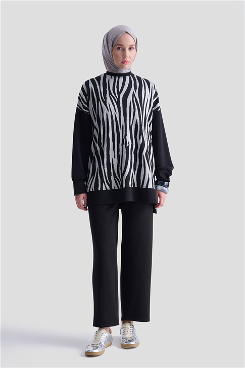 Armine Zebra Desenli Örme Takım 25KD2801 Siyah