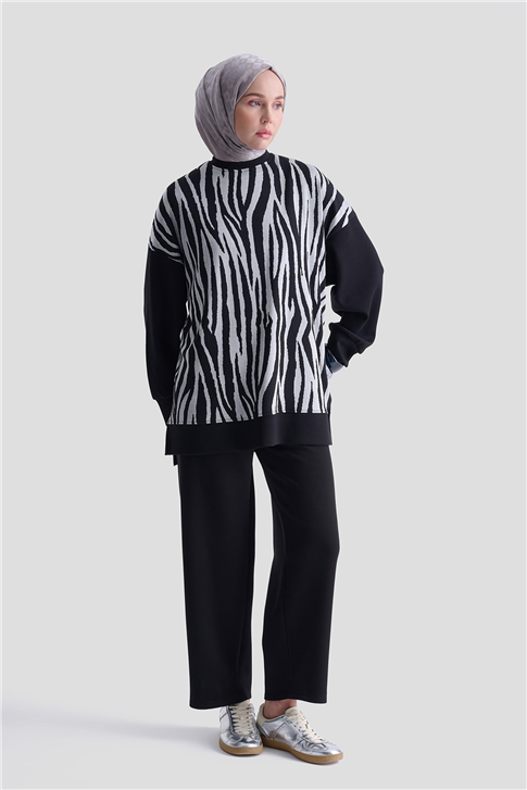 Armine Zebra Desenli Örme Takım 25KD2801 Siyah