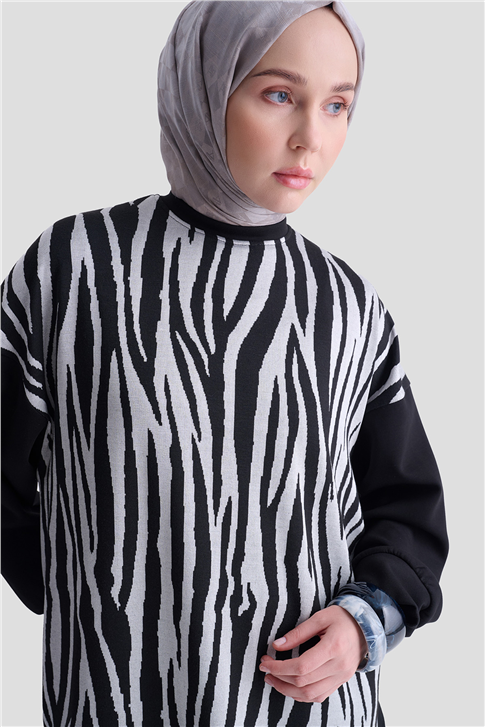 Armine Zebra Desenli Örme Takım 25KD2801 Siyah