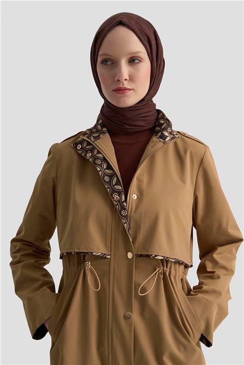 Armine Beli Büzgülü Trençkot 25KD4029 Camel