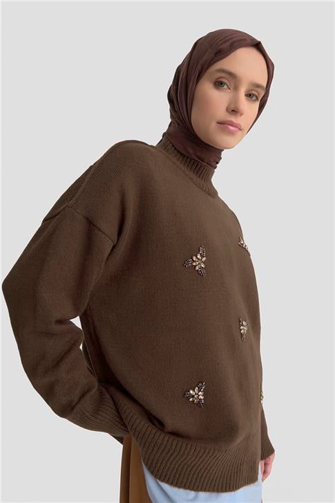 Armine Nakışlı Oversize Kazak 25KD6015 Acı Kahve