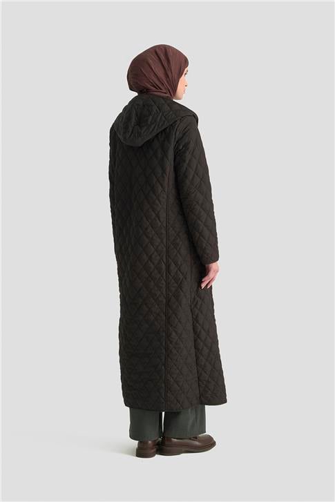 Armine Üçgen Desenli Kapitone Kaban 25KT705 Siyah