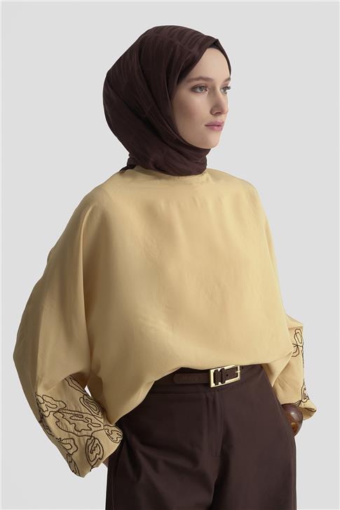 Armine Balon Kollu Bluz 25KD9001 Camel
