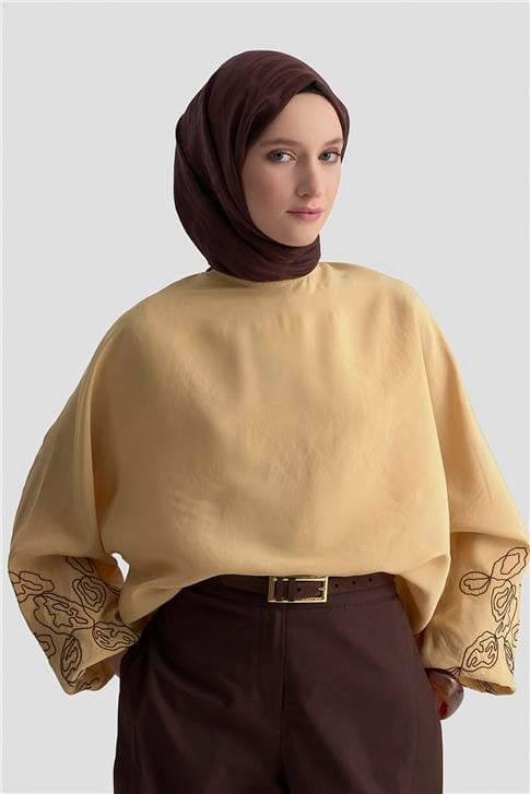 Armine Balon Kollu Bluz 25KD9001 Camel