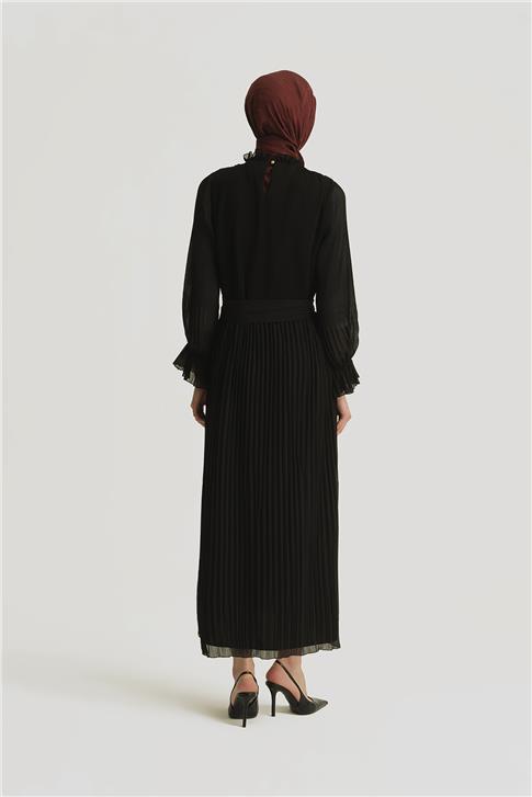Armine Piliseli Elbise 25YD4235 Siyah