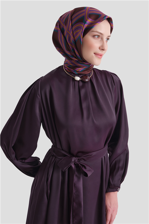 Beli Bağlamalı Saten Elbise Mürdüm 