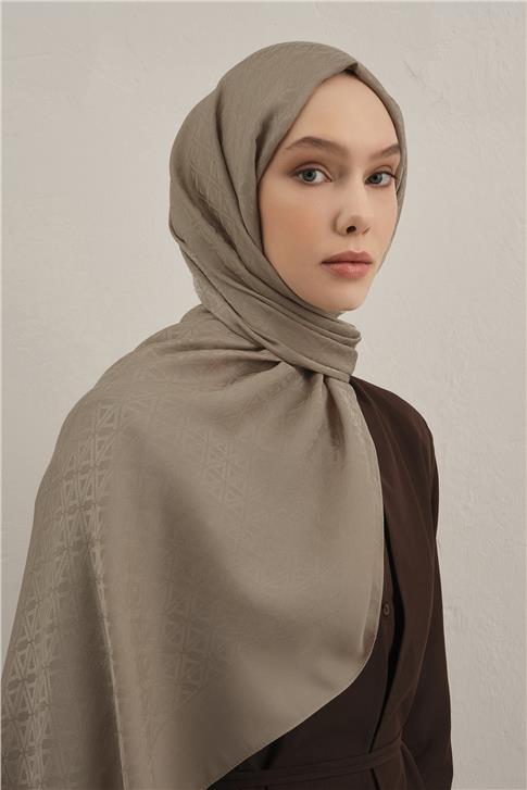 Armine Lyocell Naia Üçgen Monogram Şal 5 07