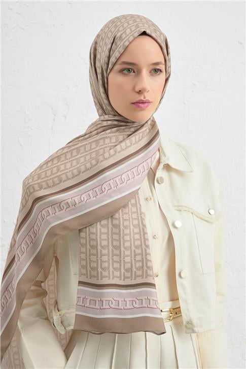 Armine İpek Tensel Monogram Şal 18