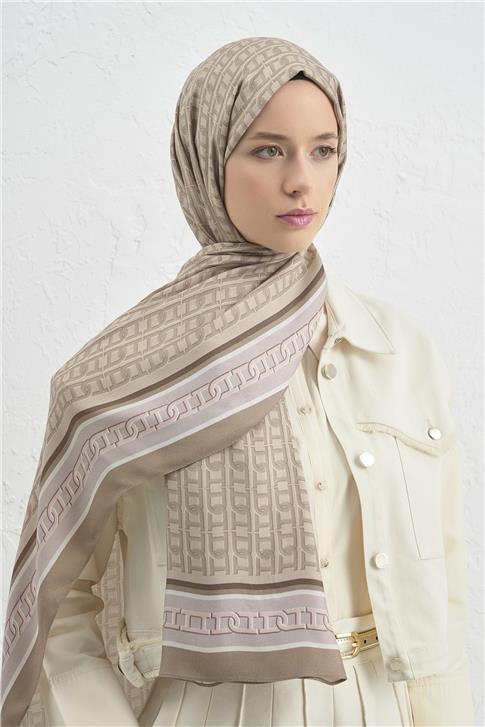 Armine İpek Tensel Monogram Şal 18