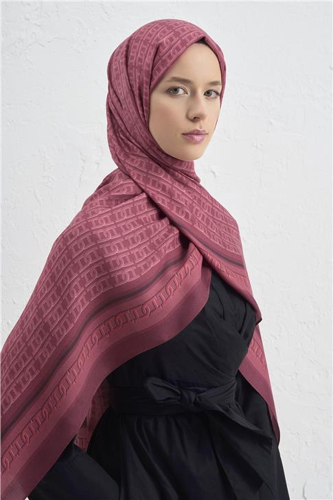 Armine İpek Tensel Monogram Şal 26