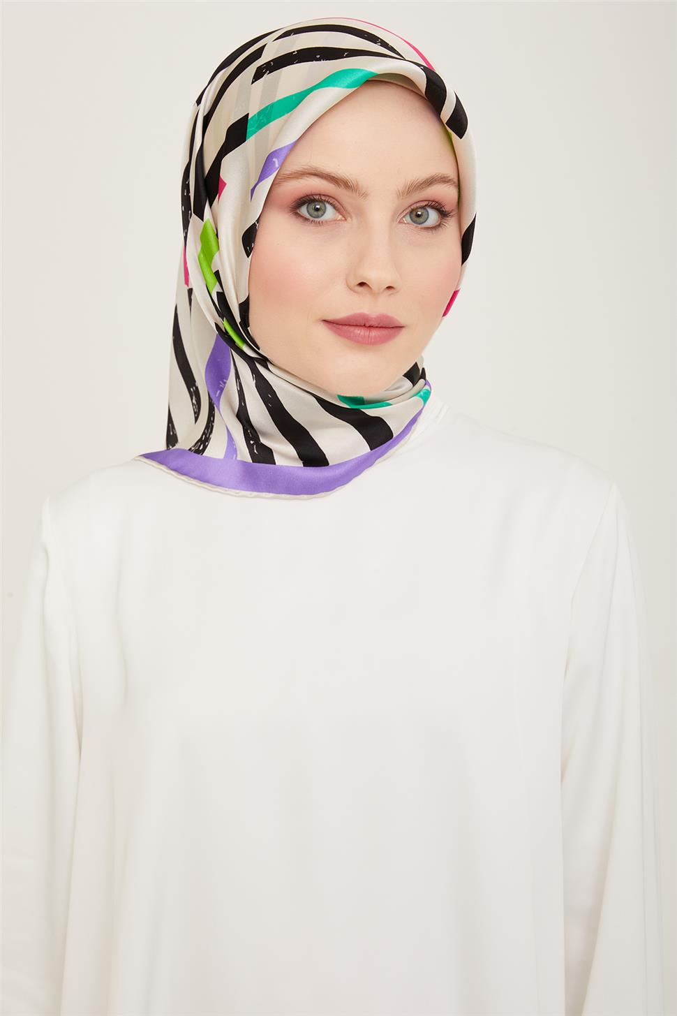 Armine Geometrik Desenli Twill İpek Eşarp 24Ya9101 2 04
