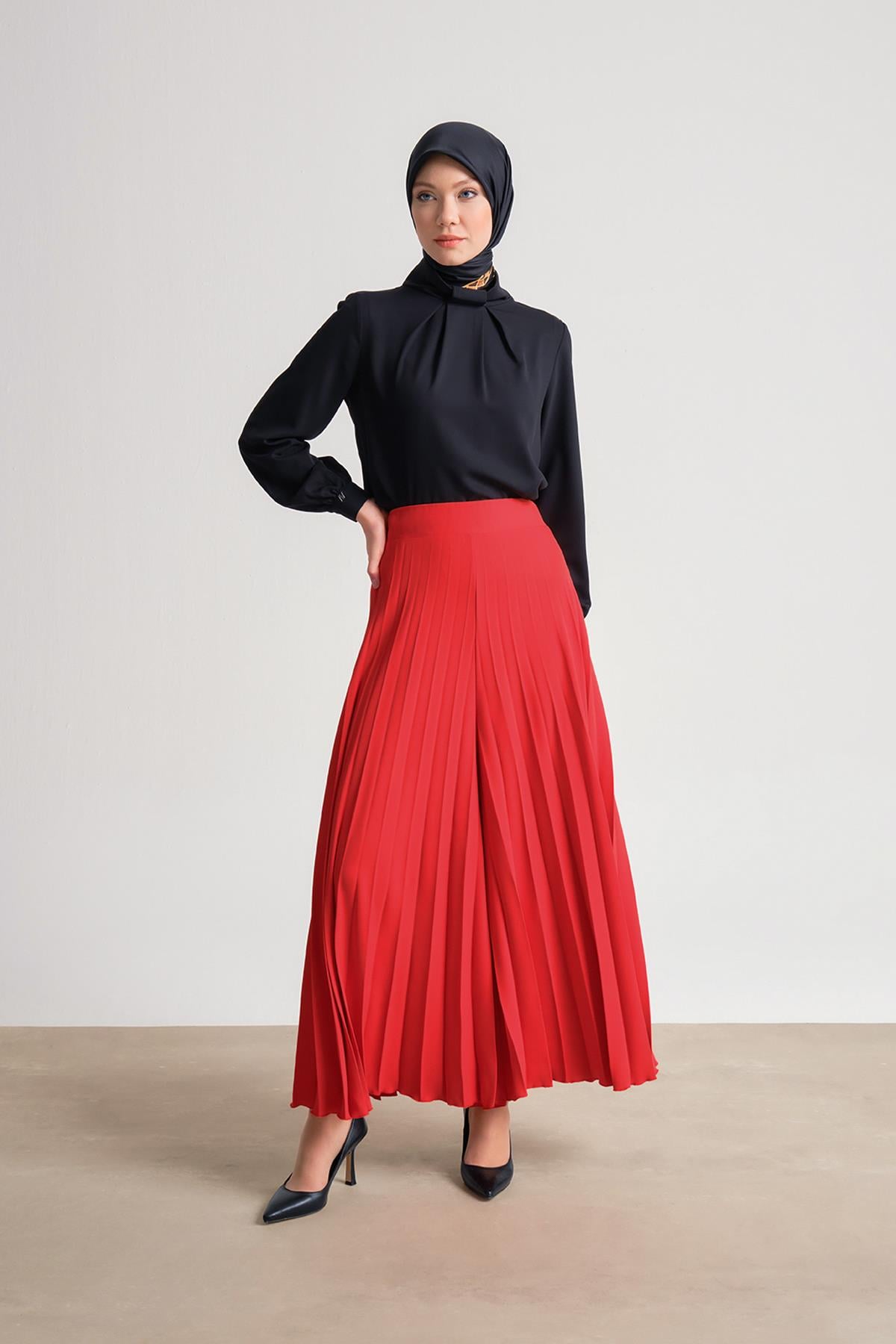 Armine Pilisoley Pantolon Etek 24Y2600 Kırmızı · 2