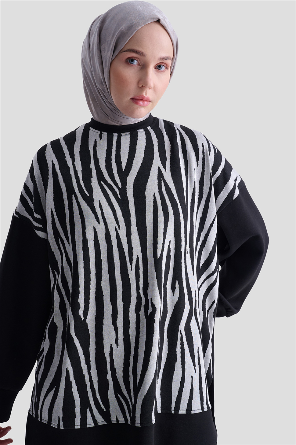 Armine Zebra Desenli Örme Takım 25KD2801 Siyah K25KA2801001-SYH