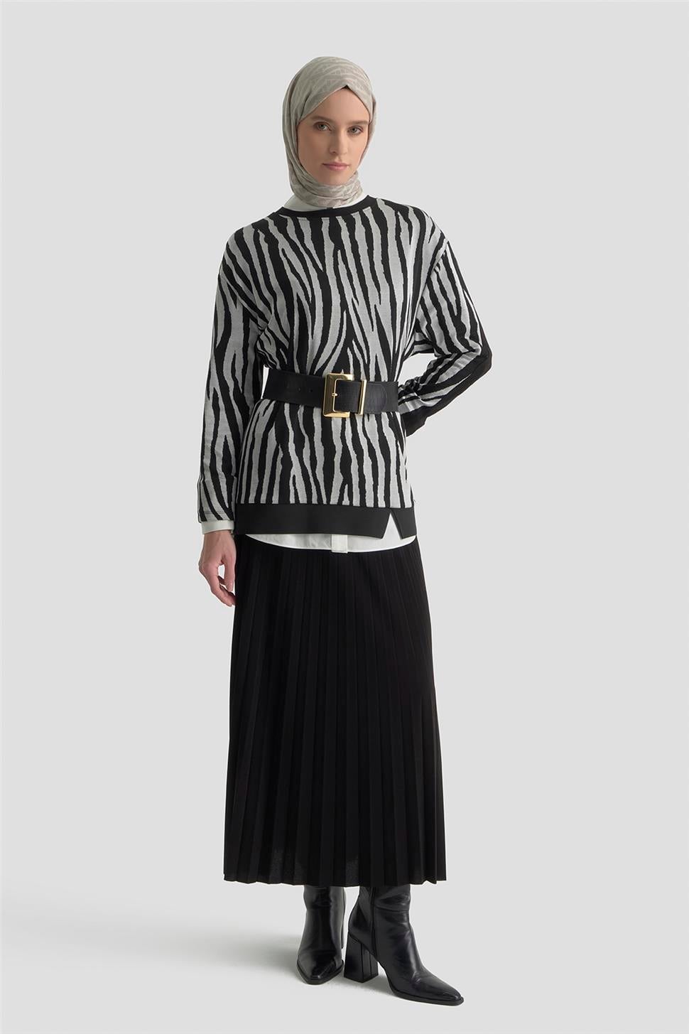 tak om様用 Armine Zebra Desenli Örme Takım 25KD2806 Gri K25KA2806001-GRI | Armine