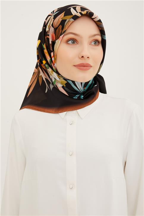 Armine Sura İpek Eşarp 23Ya8941 06