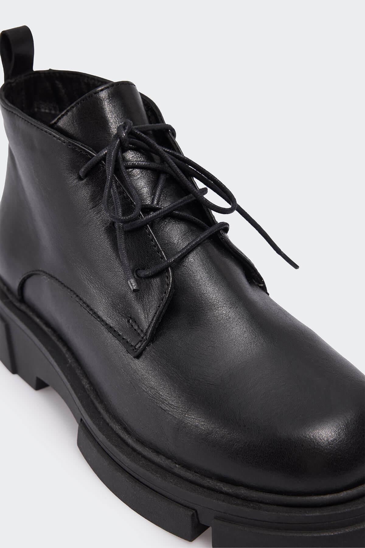 1406 Siyah Deri Kadın Bot