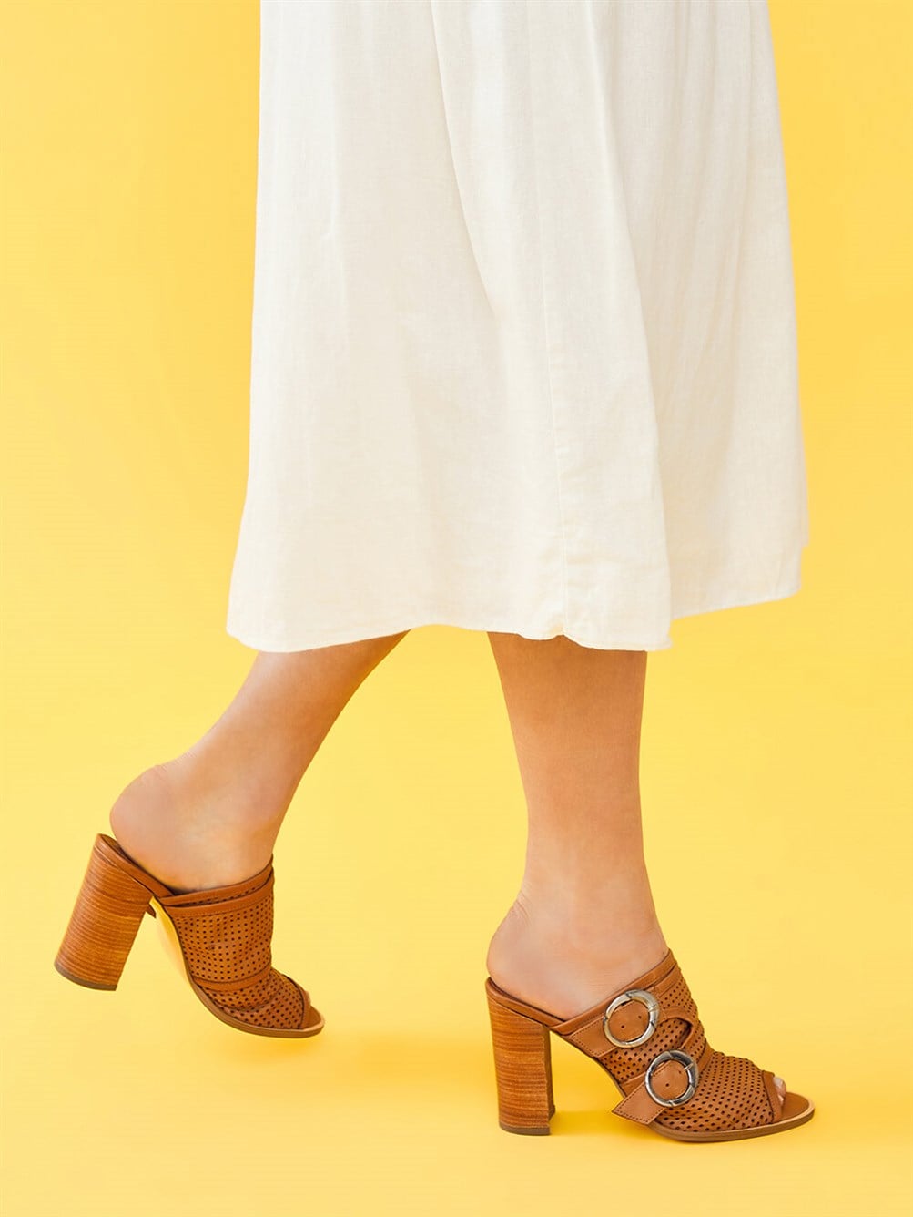 Afra Taba Deri Kadın Terlik 