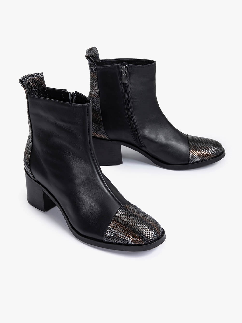 Bagna Siyah Deri Kadın Bot