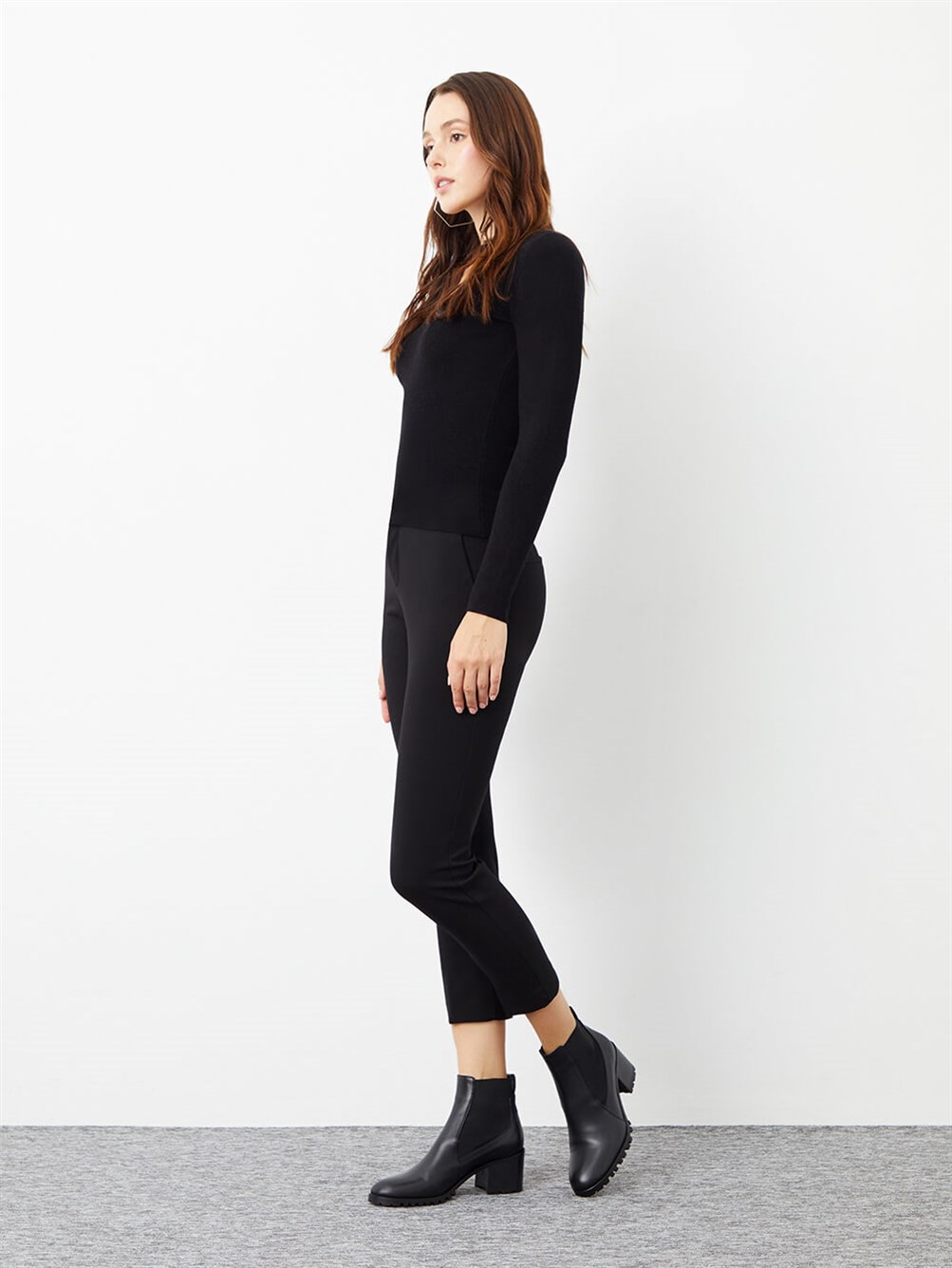 Doyer Siyah Deri Kadın Bot