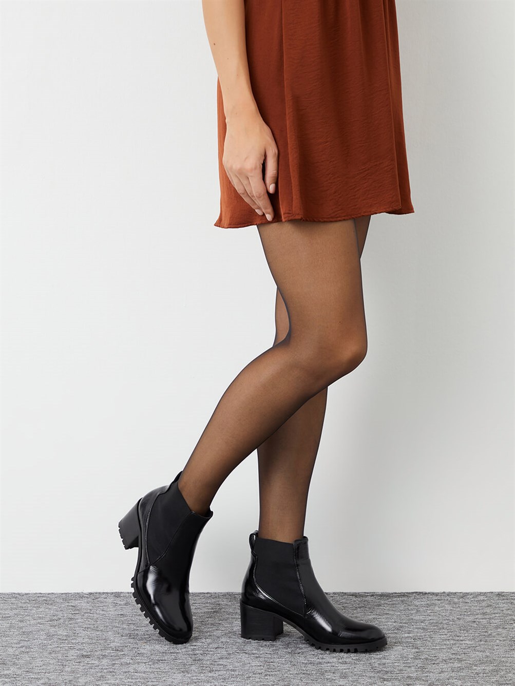 Doyer Siyah Rugan Kadın Bot