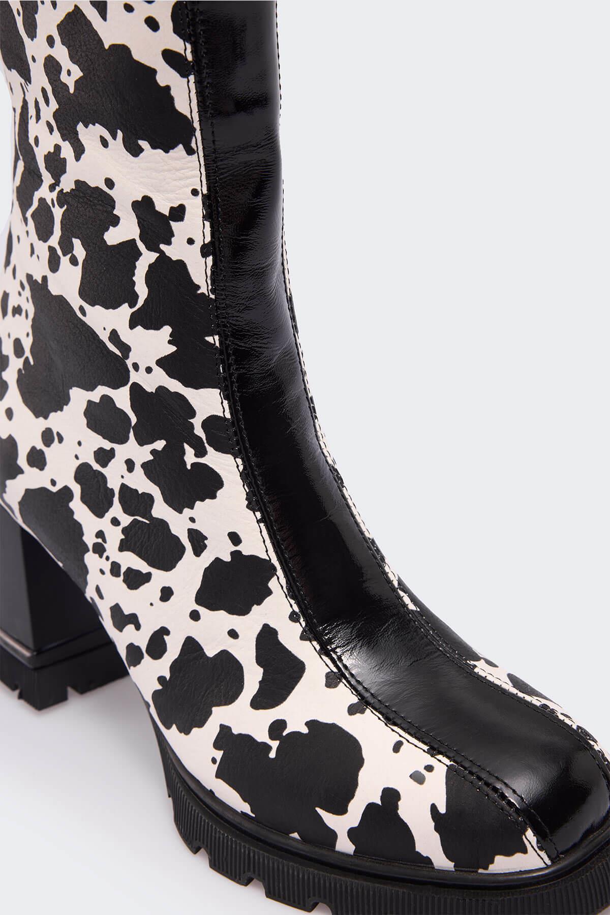 Favgi 2402 Siyah Beyaz Kadın Deri Bot