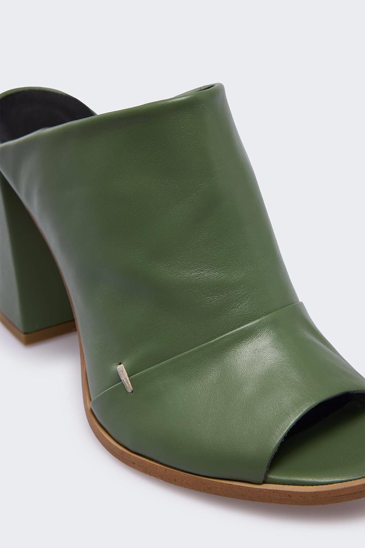 Funea Olive Deri Kadın Terlik