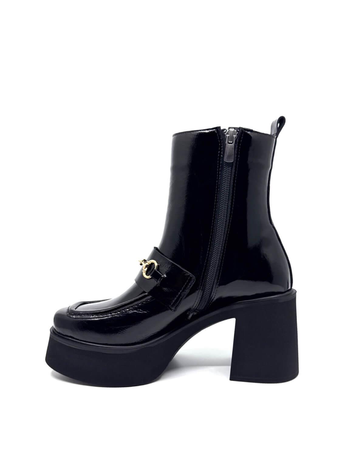 Gene Siyah Kırışık Rugan Kadın Bot