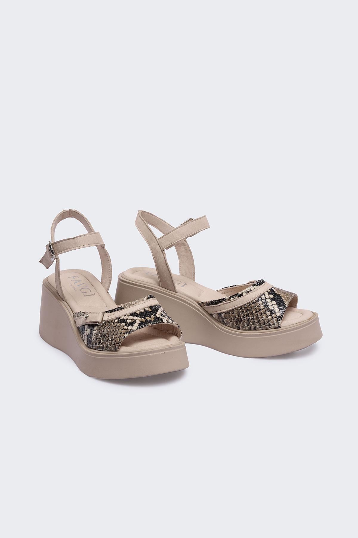 Hiffta Bej Deri Kadın Sandalet