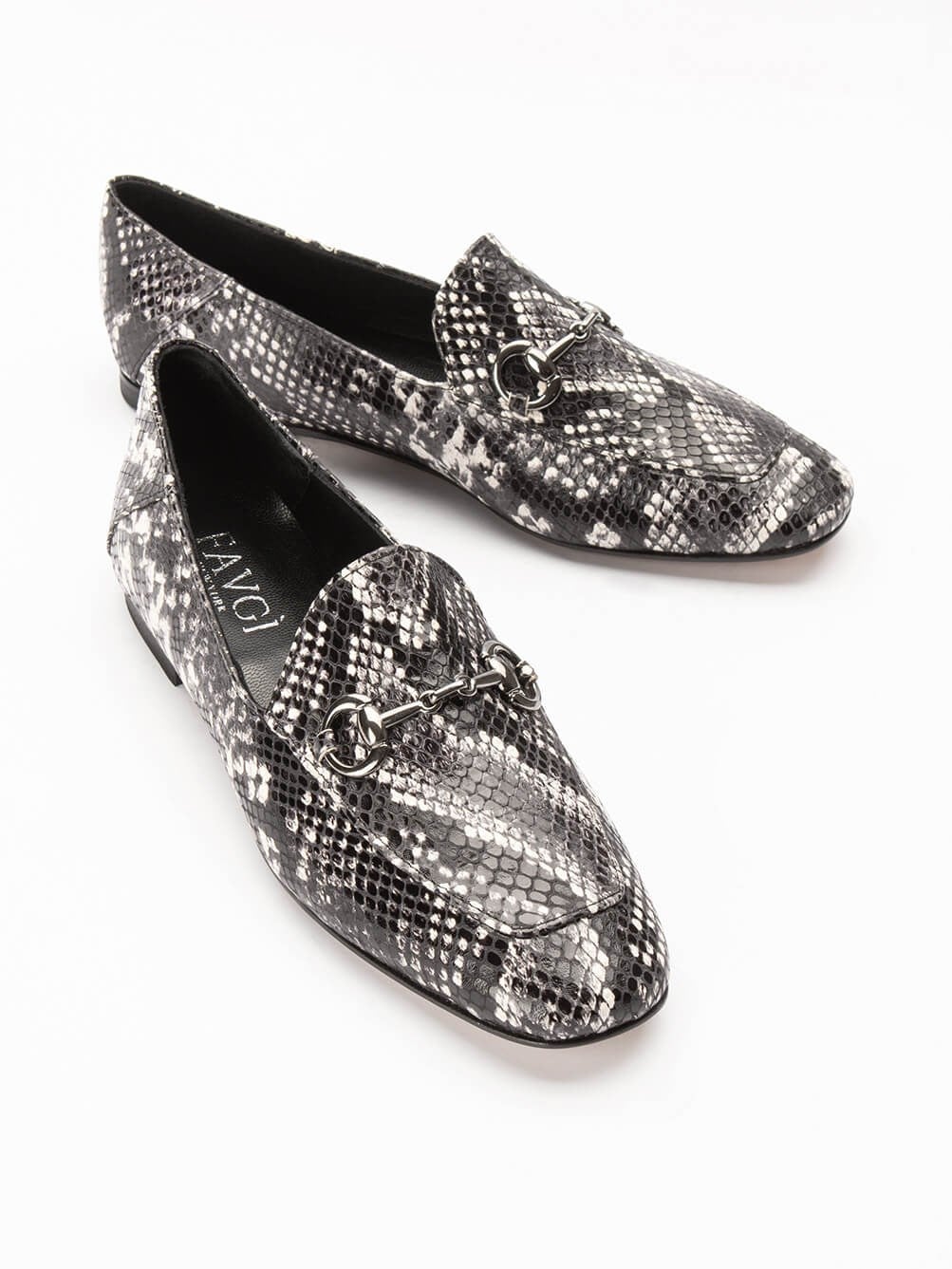 Yılan Baskı Deri Kadın Loafer