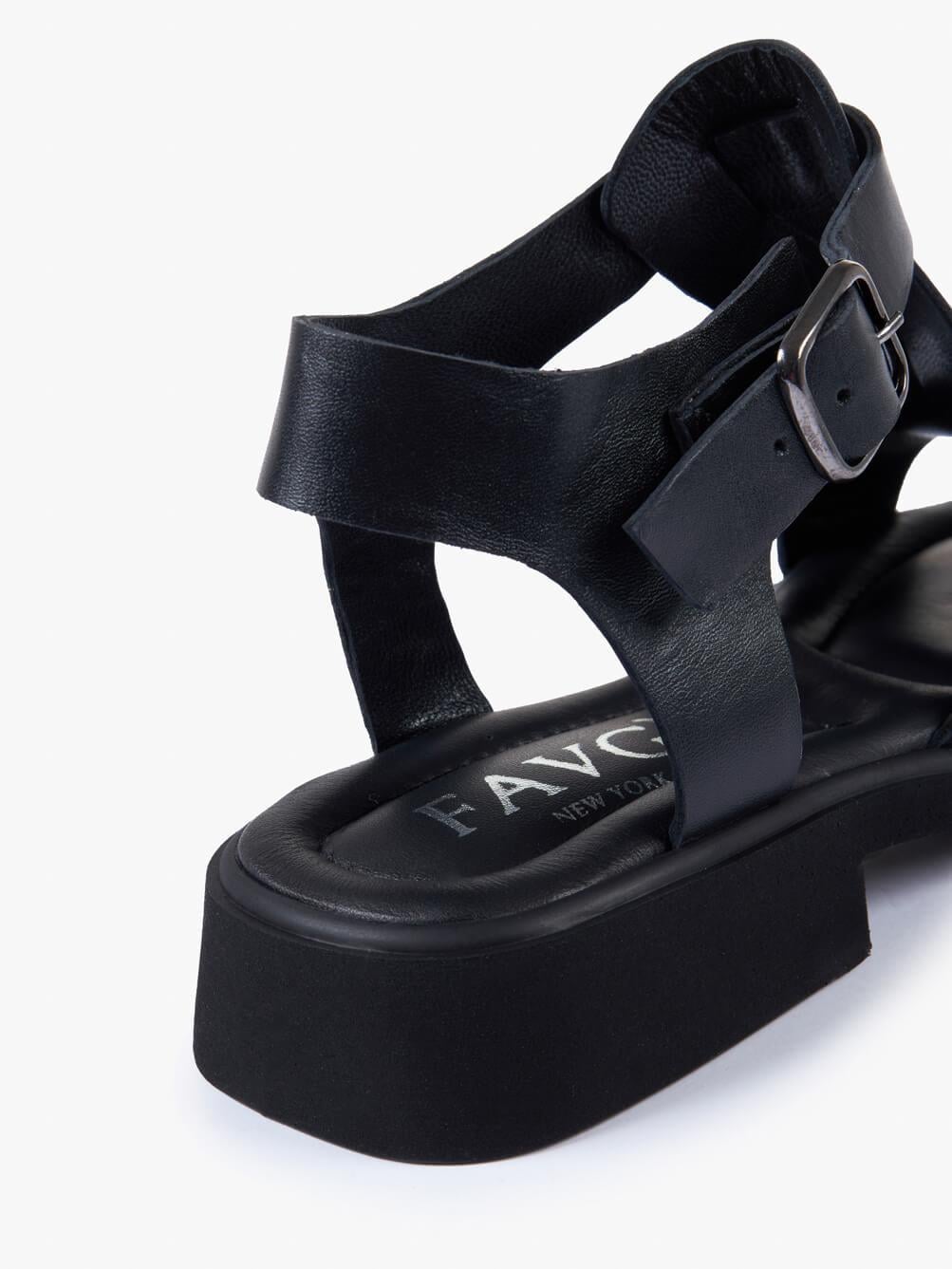 Marten Siyah Deri Kadın Sandalet