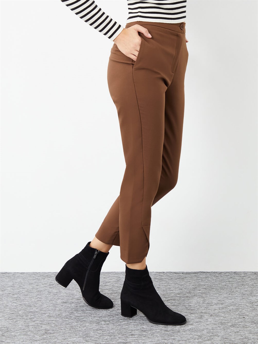 Michele Siyah Süet Kadın Bot