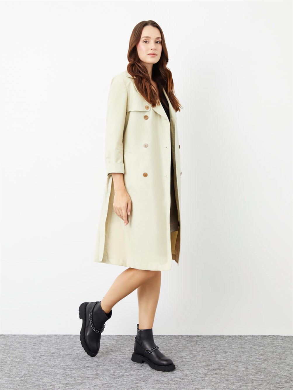 Minetta Siyah Deri Kadın Bot