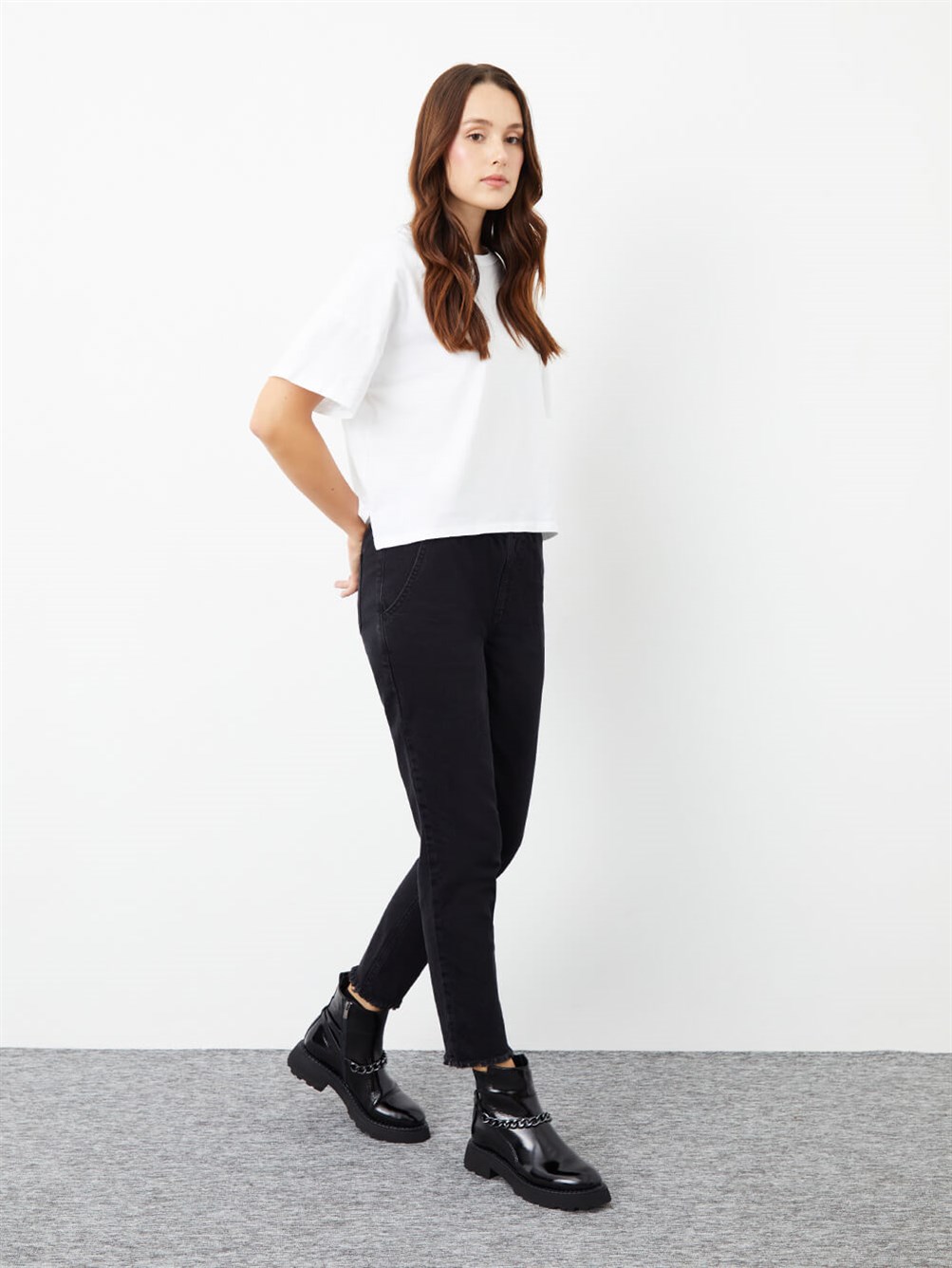 Minetta Siyah Rugan Kadın Bot