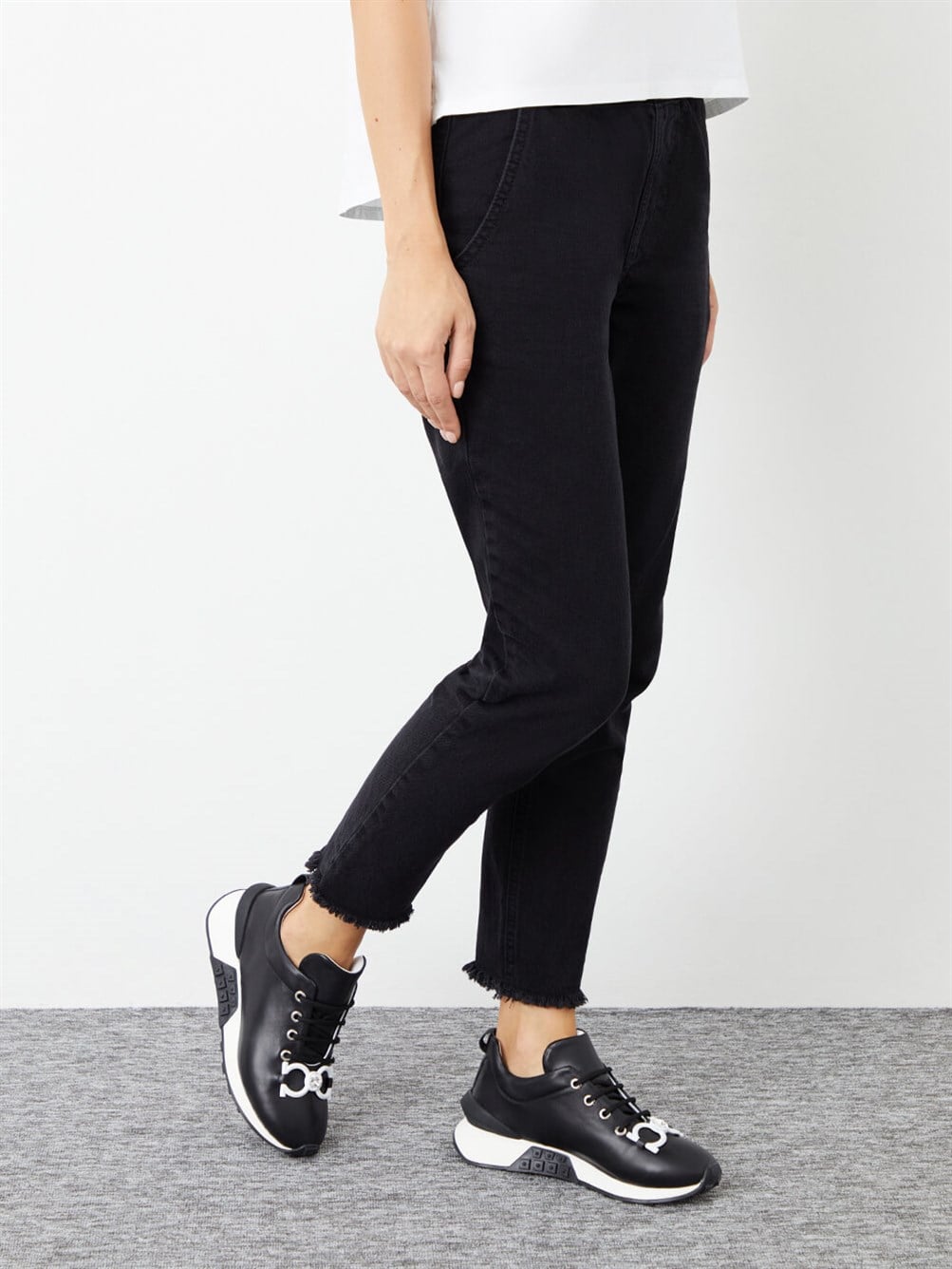 Raia Siyah Deri Kadın Sneaker