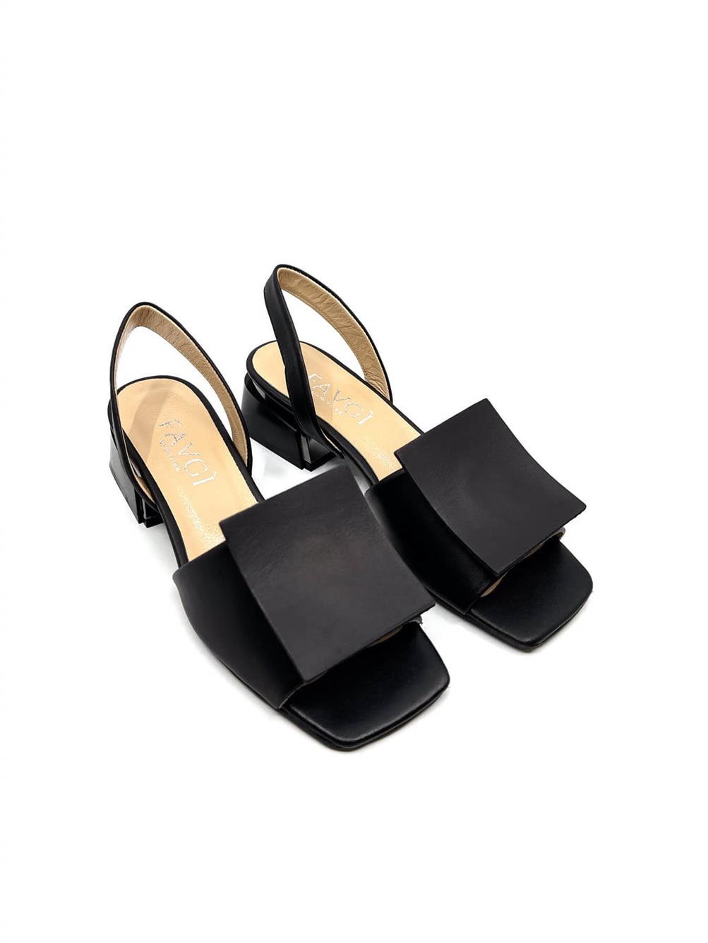 Ririna Siyah Deri Kadın Sandalet