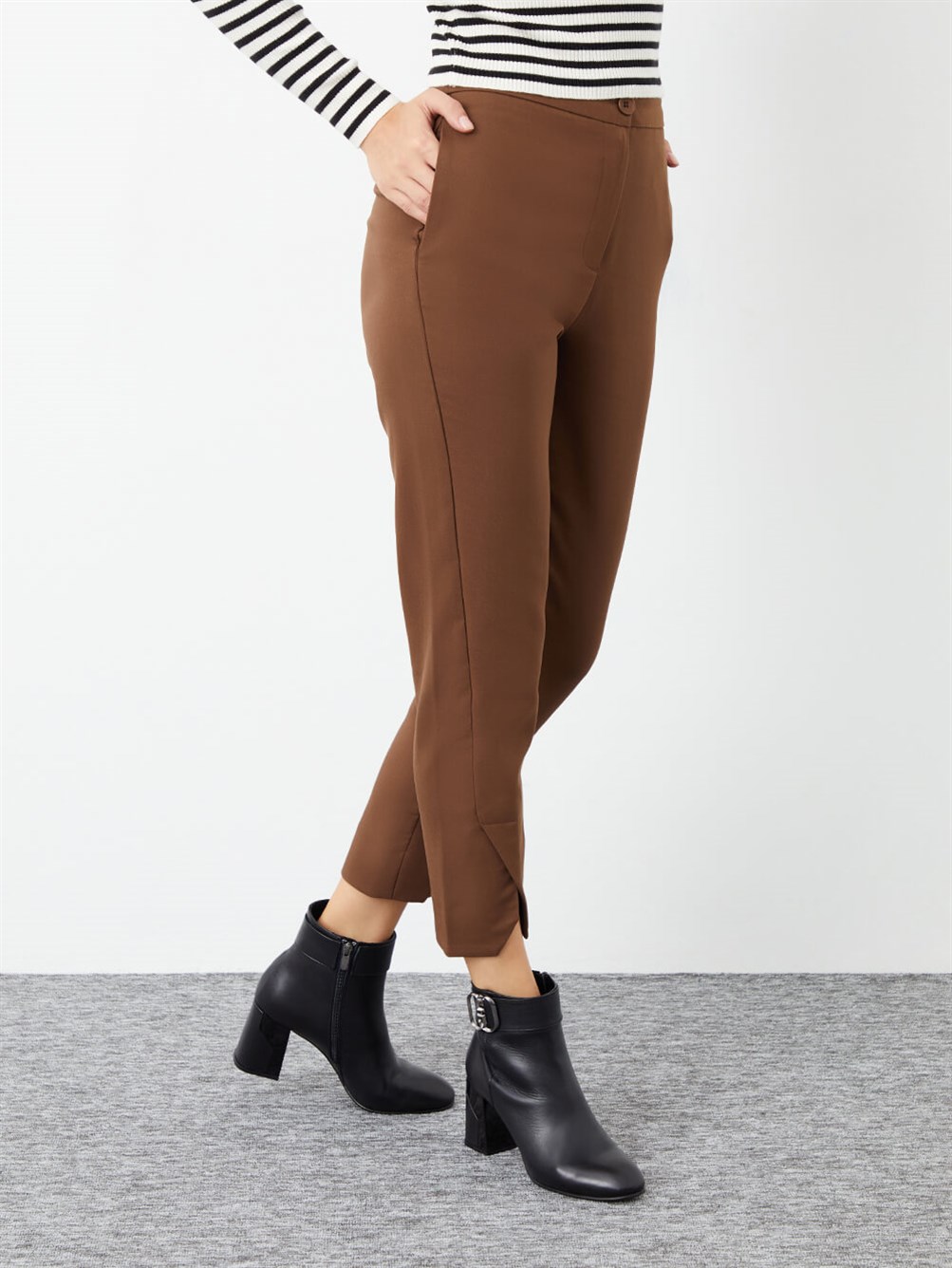 Sorien Siyah Deri Kadın Bot