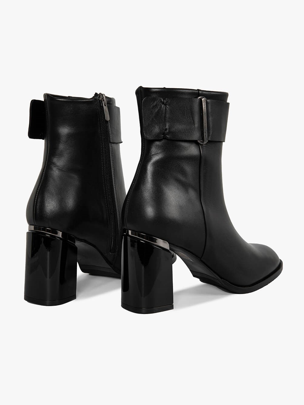 Sorreno Siyah Deri Kadın Bot