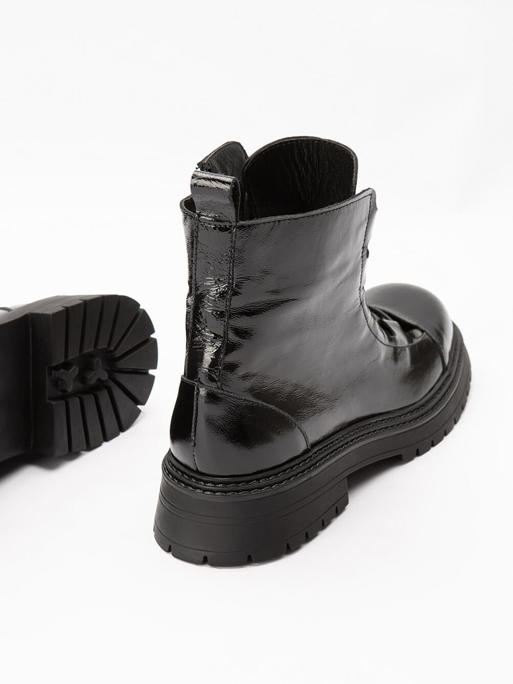 Tesio Siyah Rugan Bot