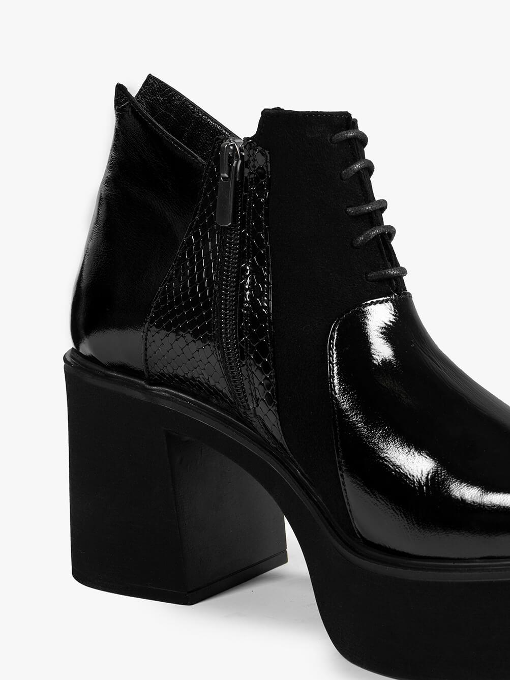 Vinson Siyah Rugan Kadın Bot