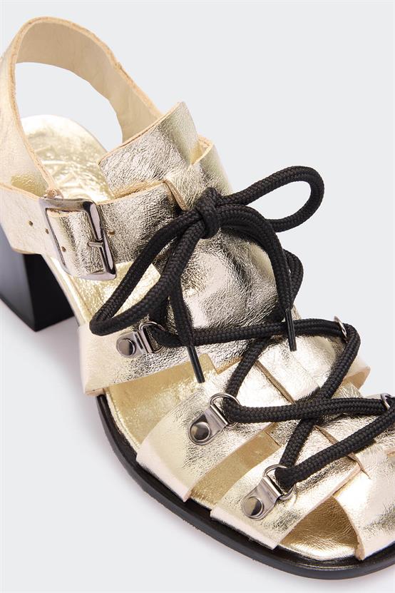 2100 Dore Deri Kadın Topuklu Sandalet