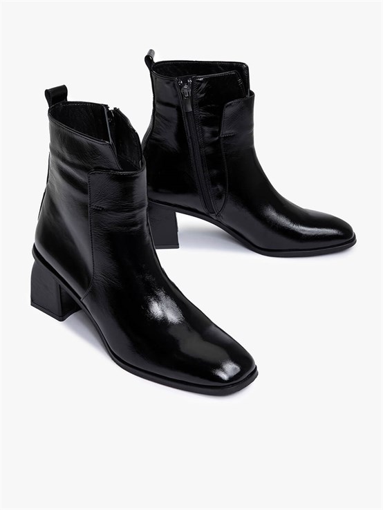 Arrena Siyah Rugan Kadın Bot