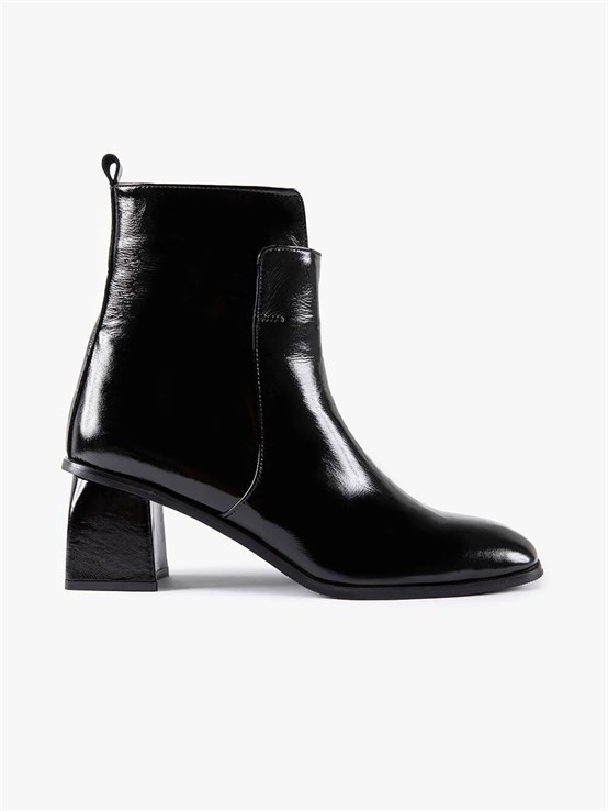 Arrena Siyah Rugan Kadın Bot