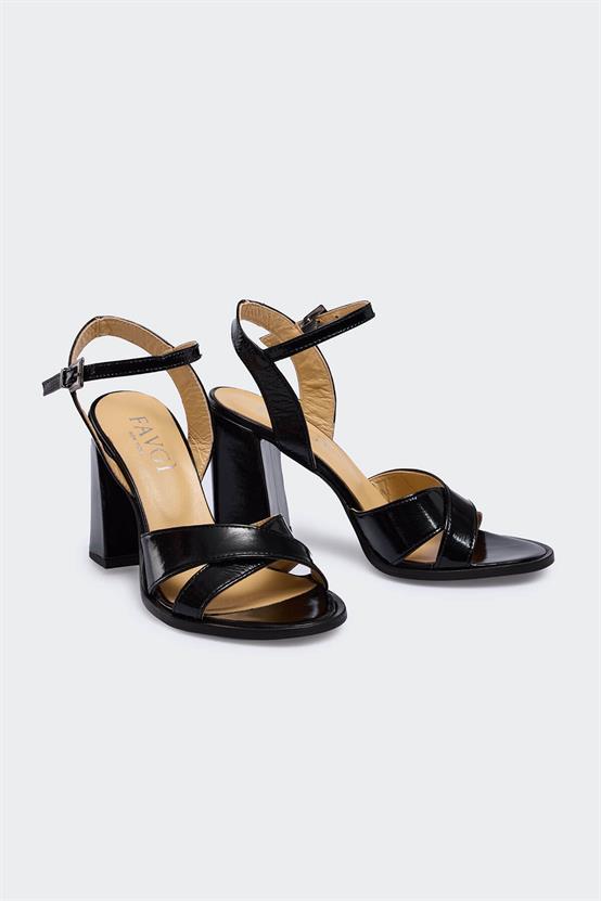 Arretti Siyah Kırışık Rugan Kadın Topuklu Ayakkabı