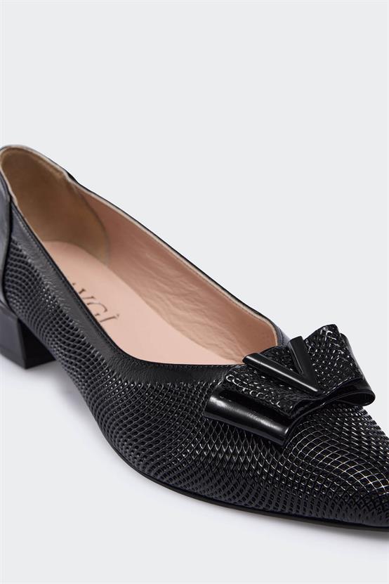 Darrotta Siyah Rugan Kadın Babet