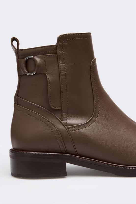 Doe Kahve Deri Kadın Bot