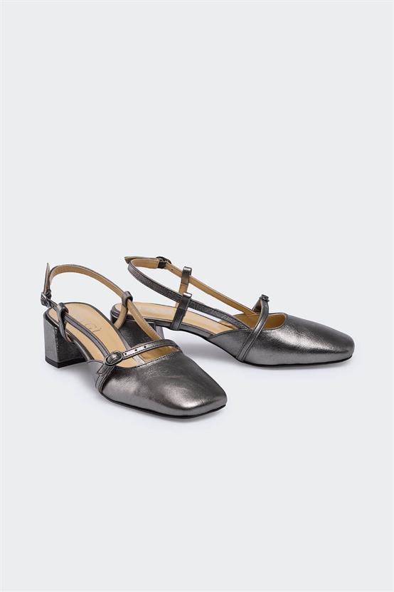 Eugirr Çelik Deri Kadın Topuklu Ayakkabı