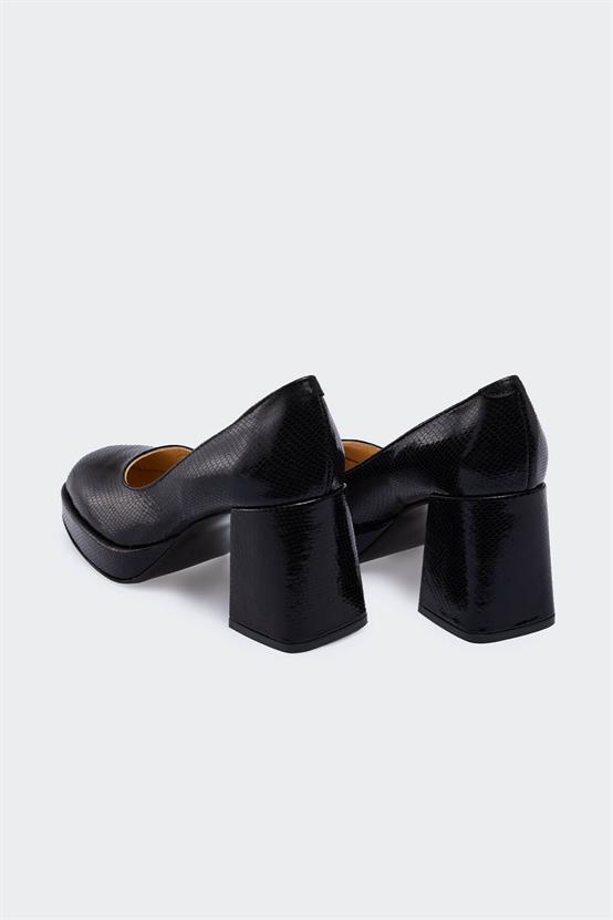 Favgi 2153 Siyah Deri Kadın Topuklu Ayakkabı