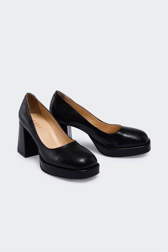 Favgi 2153 Siyah Deri Kadın Topuklu Ayakkabı