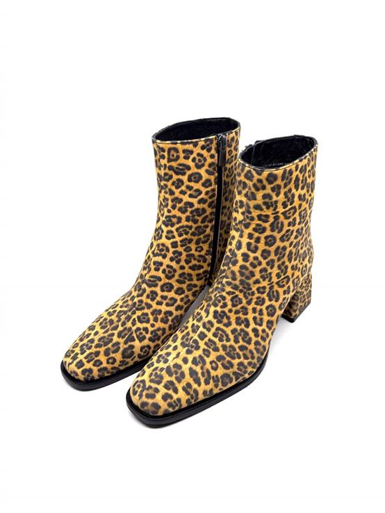 Favgi 2525 Leopar Deri Kadın Bot