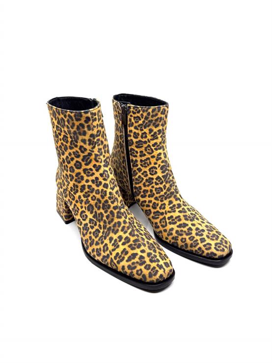 Favgi 2525 Leopar Deri Kadın Bot
